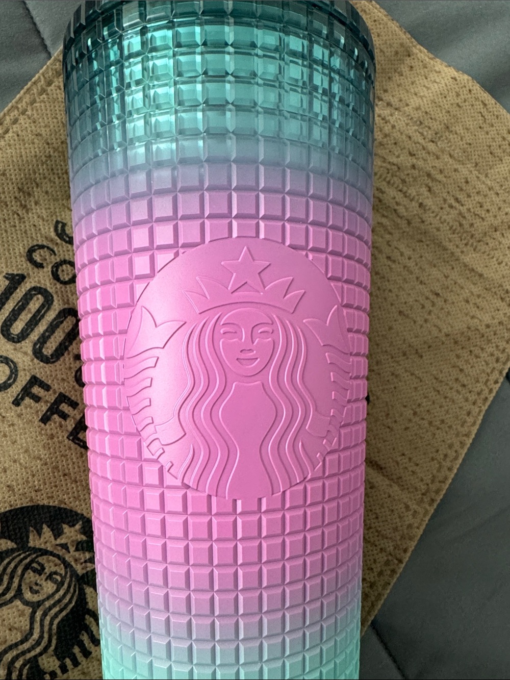 NEW Starbucks Cold Cup Tumbler featuring a tri-color gradient 24oz Venti Size - Picture 4 of 8